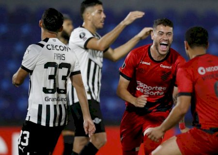 Libertadores: Athletico bate Libertad para manter liderança do Grupo G