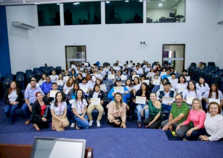Com apoio da Prefeitura, Fundação Raízen forma mais de 100 alunos em Maracaju