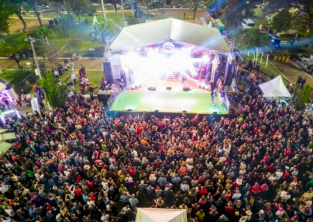 Feira Gastronômica e Cultural leva milhares de pessoas para Itaporã