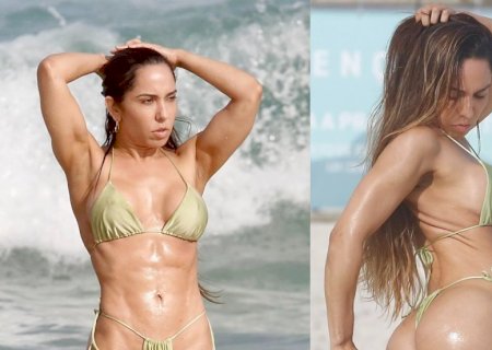 Mulher Melão mostra demais durante banho de mar na Barra da Tijuca; fotos