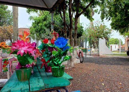 A missa de Dia de Finados terá início às 7 horas desta quinta-feira nos dois cemitérios de Itaporã