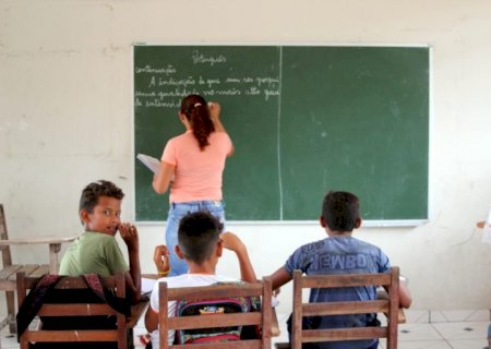 Entra em vigor lei que prevê alternância entre aulas práticas e teóricas para alunos da zona rural