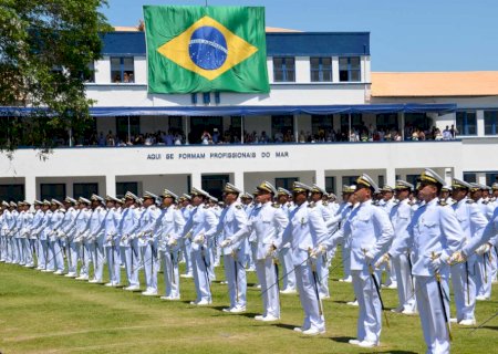Marinha abre concurso com 20 vagas em MS e salário de R$ 2.294,50