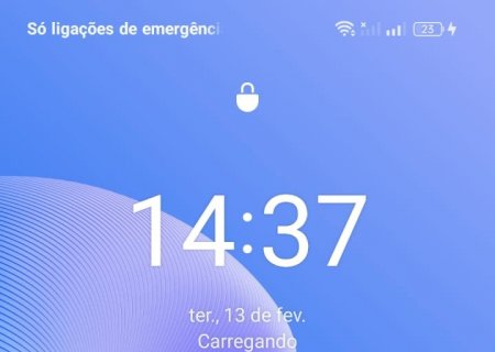 Celular não deve carregar a noite toda? Veja três mitos sobre baterias