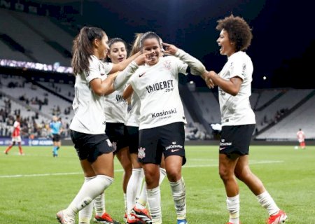 Clássico entre Santos x Corinthians abre rodada do Brasileiro Feminino