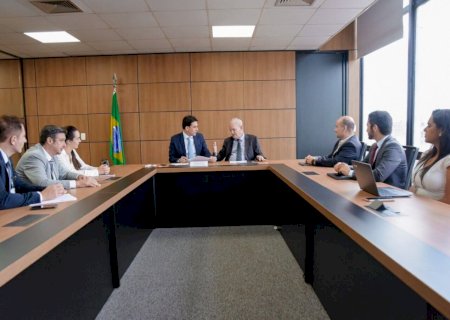 Aeroporto poderá funcionar em junho, diz Geraldo Resende após audiência com ministro