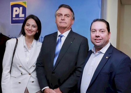 Pressionado pelo PP e sem Bolsonaro, PL lança esposa de deputado em Dourados