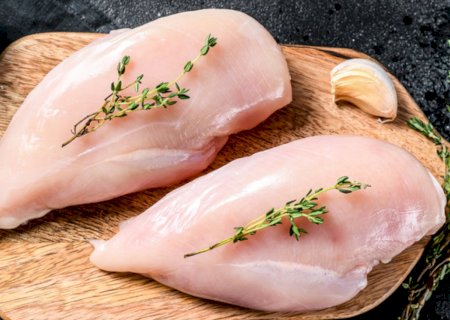 Brasil comemora abertura de mercado para exportação de carne de aves