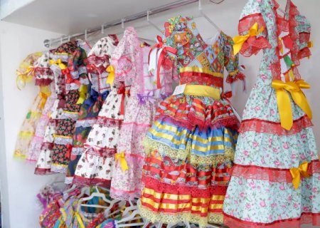 Trajes de festa junina t&ecirc;m varia&ccedil;&atilde;o de pre&ccedil;os de at&eacute; 314%