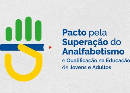 MEC faz chamada pública para educação de jovens e adultos