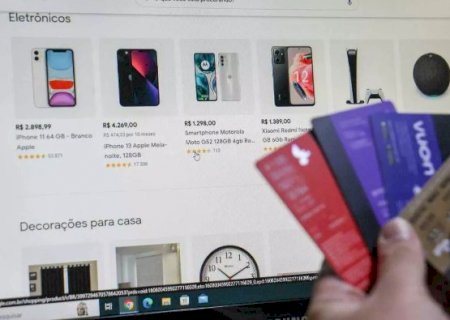 AliExpress e Shopee antecipam ades&atilde;o da "taxa das blusinhas"