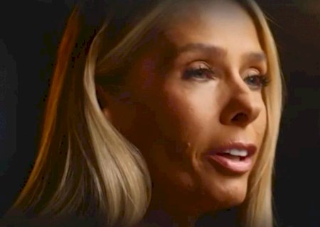 Adriane Galisteu descobre doença que pode a deixar surda: “Corre risco”