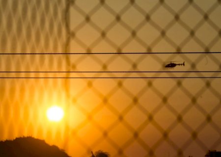 Com apoio de helicóptero, operação contra o tráfico cumpre mandados em Dourados