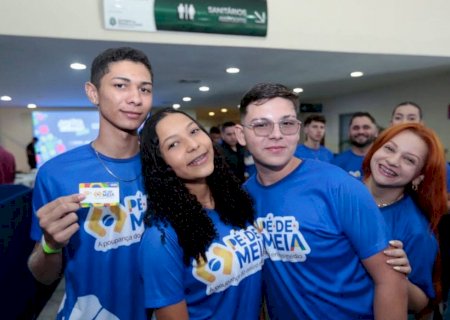 Pé-de-Meia: entenda como a frequência escolar é calculada para receber o benefício