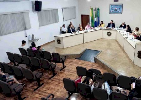 Câmara Municipal de Iguatemi segue com inscrições para concurso com salários de até R$ 6,5 mil