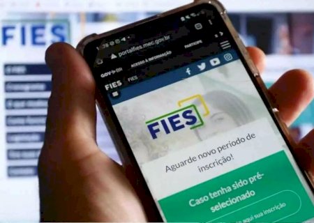 Estudantes têm até esta segunda para se matricular nas vagas remanescentes do Fies