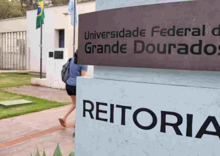 UFGD abre concurso com 61 vagas para técnicos administrativos nesta terça-feira