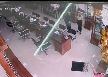 Tentativa de roubo a comércio termina com fuga de suspeito antes da chegada da polícia