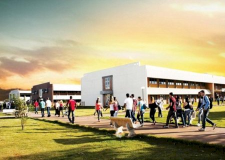 UFGD abre inscrições para concurso com salário até R$ 4,5 mil