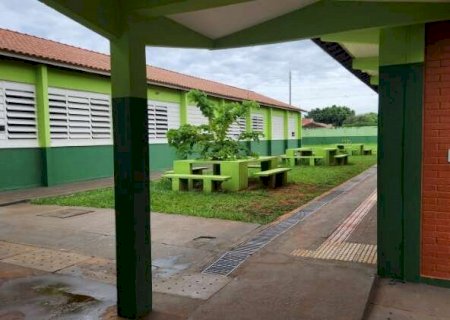 Escolas estaduais entram em recesso coletivo nesta ter&ccedil;a-feira