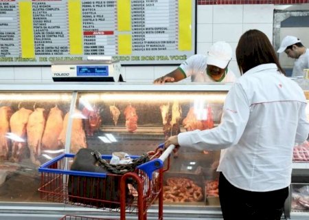 Puxada pela carne, cesta básica tem alta de mais de 1% em Dourados