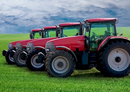 Setor de máquinas agrícolas caiu 20% em 2024, diz Anfavea