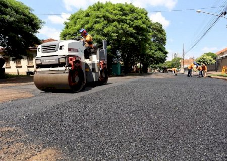 Prefeitura de Dourados intensifica serviços de tapa-buracos em áreas urbanas e rurais