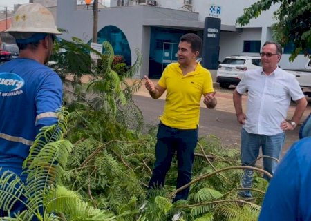 No primeiro dia, Marçal vistoria trabalho de limpeza pública 