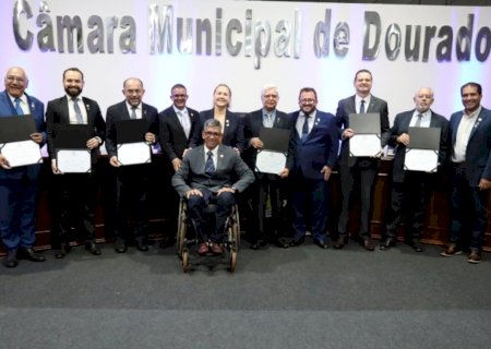 1ª Sessão Solene de 2025 celebra 120 anos do Rotary Club