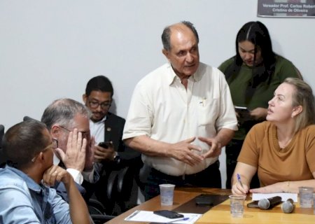 Deputado Zé Teixeira vai à Câmara Municipal discutir com vereadores investimentos para Dourados