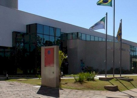 CRM abre 236 vagas para concurso e salário até R$ 8,5 mil