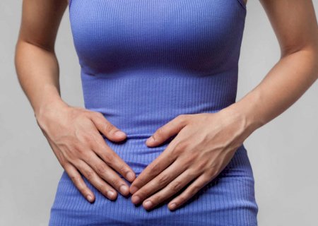Vetado pela Prefeita, Câmara pode decidir sobre falta escolar em período menstrual