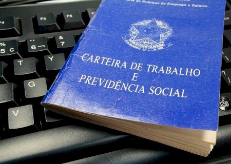 Brasil registra taxa de desemprego de 5,8%, segundo IBGE