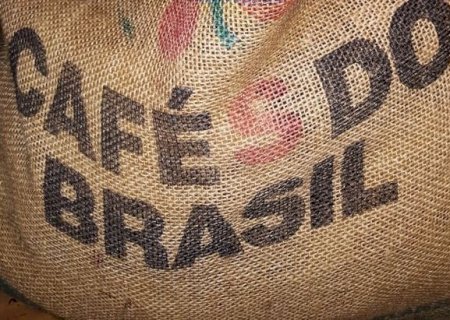 Brasil deixa de embarcar mais de 450 mil sacas de café e acumula prejuízo de R$ 1 bi