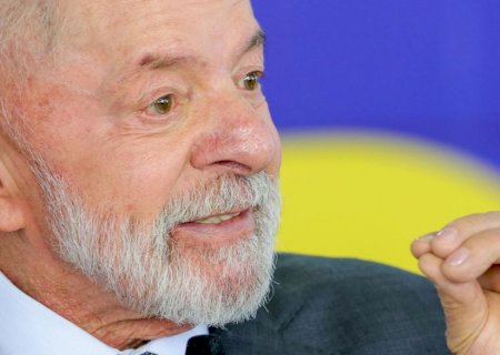 Lula diz que está tentando conversar com Trump, mas presidente dos EUA não quer