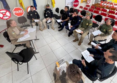 Forças de segurança discutem criação de lei para regulamentar uso de bicicletas e patinetes elétricos em Dourados