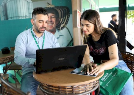 Programa de estágios da Funar atinge recorde em setembro e oferece vagas em várias áreas de atuação