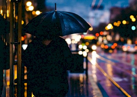 Fortes pancadas de chuva e calorão de 40ºC: confira a previsão de hoje