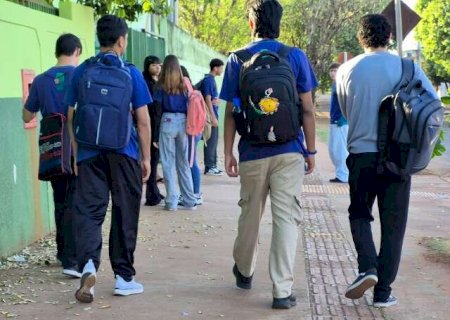 Matr&iacute;culas em escolas estaduais podem ser feitas a partir desta segunda-feira