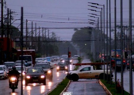 Inmet emite alerta de tempestade com granizo e ventos de até 100 km/h para Dourados e região