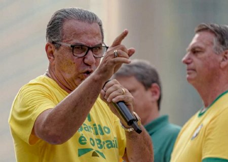 Malafaia critica 'amadorismo da direita' após anúncio de Flávio Bolsonaro