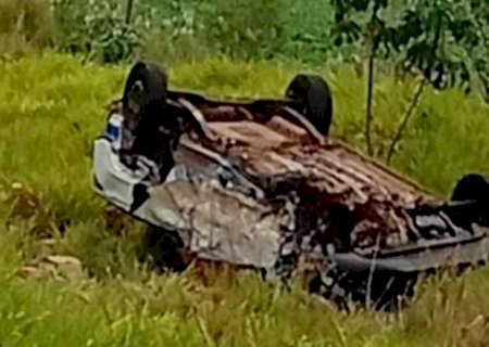 Batida entre carro e caminhonete deixa um morto e feridos na MS-386