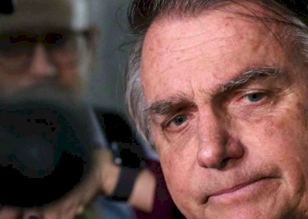 24 horas após queda na prisão, Moraes autoriza ida de Bolsonaro a hospital para exames
