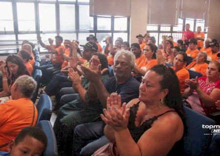 Protesto no Incra cobra respostas para famílias que aguardam terra há dez anos em MS (vídeo)
