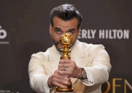 Wagner Moura vence prêmio de melhor ator no Globo de Ouro