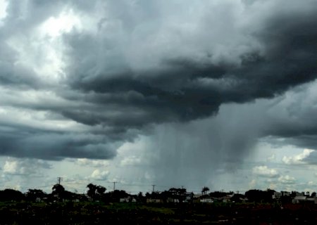 MS deve registrar tempestade com ventos de 60 km/h e queda de granizo
