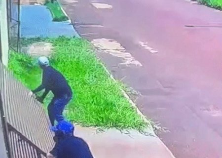 Criminosos invadem casa em plena tarde e levam at&eacute; c&acirc;mera de seguran&ccedil;a