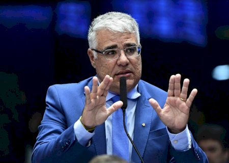 Girão vai aos EUA e se reunirá com OEA para falar sobre prisão de Bolsonaro