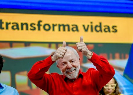 Lula sanciona lei que cria programa nacional para atrair novos professores