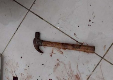 Mulher é atacada com marteladas na cabeça em Maracaju